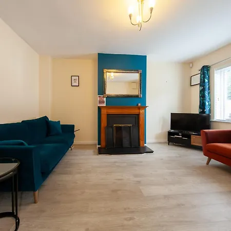 Bright 2br At Kilmainham Gaol Reduced Prices ダブリン