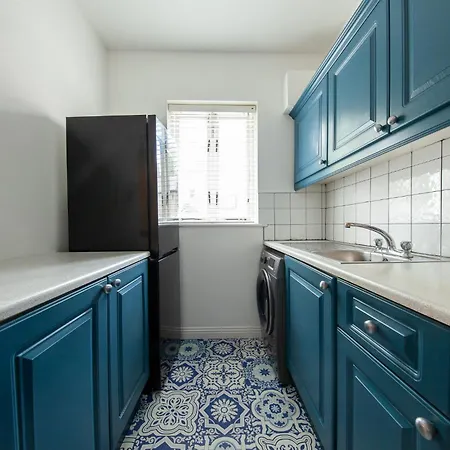 Bright 2br At Kilmainham Gaol Reduced Prices *