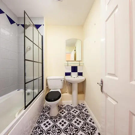 Bright 2br At Kilmainham Gaol Reduced Prices شقة